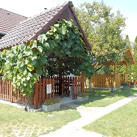 Oda ve Kahvaltı Arpad Panzio Yanıkkale