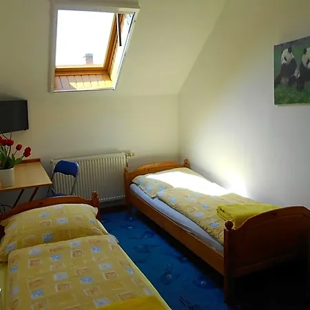Couette-café Arpad Panzio 3*